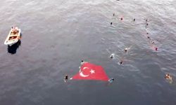 Şahika Ercümen, Karamağara Koyu'nda 'Zafer Dalışı' yaptı