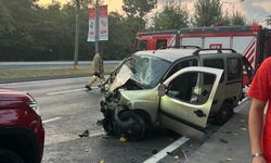 Sarıyer'de 4 otomobilin karıştığı kaza kamerada; araç havalanıp karşı yöne savruldu