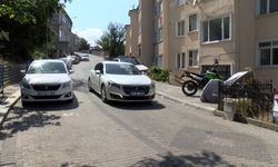 Şile'de üzerinden yol geçen 8 daireli bina havadan görüntülendi