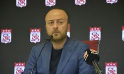Sivasspor Başkanı Özçoban: Kırmızı çizgimiz kulübün mali yapısını toparlamak