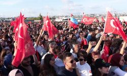 SOLOTÜRK'ten Yenikapı semalarında Zafer Bayramı gösterisi