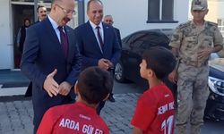 'Stadın ışıkları yanmıyor' diyen çocuklara validen esprili yanıt
