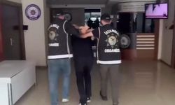 Suç örgütü üyesi TIR'ın gizli bölmesinde yurt dışına kaçmaya çalışırken yakalandı