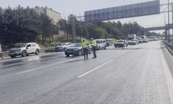 Sultangazi TEM Otoyolu'nda 10 aracın karıştığı zincirleme kaza- 1