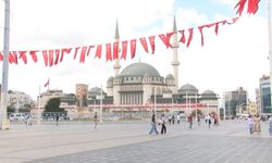 Taksim Camisi'nde 30 Ağustos şehitleri için mevlit okundu