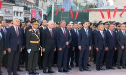 Taksim Meydanı'nda 30 Ağustos Zafer Bayramı töreni