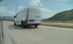 Ters yönde ilerleyen minibüs, tehlike yarattı