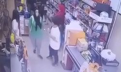 Ümraniye'de markette paketleri yırtan çocuğu uyardı, ağabeyi gelip darbetti