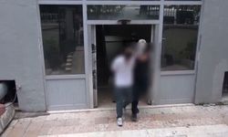 'Uyuşturucu ve fuhuşla mücadele' adı altında 2 kişiyi darbeden 6 şüpheliden 3'ü tutuklandı