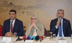 AK Parti'li Uygur: Türkiye'de yeni bir sayfa açılıyor (2)