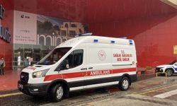 AVM'deki teknoloji mağazasında yangın