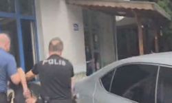 Bağcılar'da sokakta çıplak dolaşan kişi gözaltına alındı