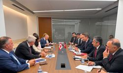 Bakan Bayraktar, Kanada Dışişleri Bakanı Anand ile görüştü