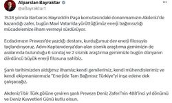 Bakan Bayraktar, Preveze Deniz Zaferi'nin 488'inci yıl dönümünü kutladı