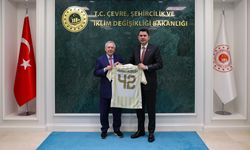 Bakan Kurum, Aziz Yıldırım'ı kabul etti
