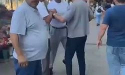 Bakırköy'de motokuryeye yumruklu saldırı kamerada; şikayetçi oldu