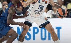 Barcelona - Anadolu Efes: 89-82