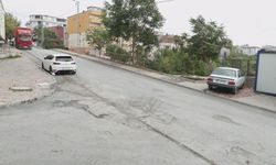 Başakşehir'de kızıyla ekmek almaya giderken motosiklet çarptı: Ölebilirdim