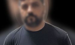 Beyoğlu'nda sokak ortasında erkek arkadaşı tarafından darbedildi; şikayetçi olmadı