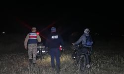 Bisikletleriyle gezerken yolunu kaybeden 2 turisti jandarma ve AFAD buldu
