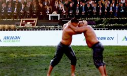 Cumhurbaşkanı Erdoğan, Yağlı Güreş Cumhurbaşkanlığı Kupası final mücadelelerini izledi
