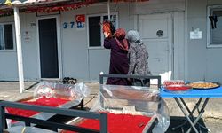 Depremzede kadınların 'salça' ve 'kurutmalık' telaşı
