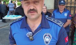 Dilenci kılığına giren tiyatrocudan zabıtalara sürpriz kutlama