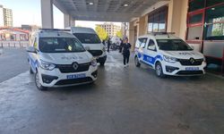 Diyarbakır'da cipteki 2 kişinin yaralandığı silahlı saldırı kamerada; 2 gözaltı
