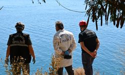 Dünden beri aranan kadın, falezlerde ölü bulundu