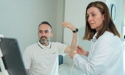 Eldeki uyuşmanın nedeni dirsekteki sinir kayması çıktı