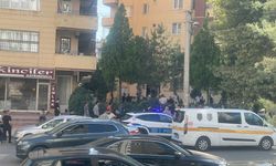 Evinde arkadaşını öldürüp, intihar etti