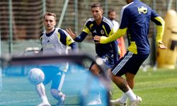 Fenerbahçe, Mert Müldür'ün menisküsünde yırtık tespit edildiğini açıkladı