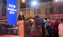 Foça'da plaj voleybolu coşkusu başladı