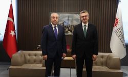 İletişim Başkanı Duran, FAO Genel Direktörlüğüne aday gösterilen Mehdi Eker ile bir araya geldi