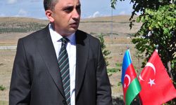 Kars'ta Karabağ şehitleri için 'İki Devlet Tek Yürek' yürüyüşü