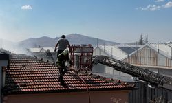 Kayseri'de tekstil fabrikasının deposunda yangın