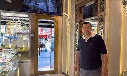 Kuyumcunun dikkati sayesinde 2 milyon liralık altınını dolandırıcılara kaptırmaktan kurtuldu