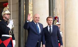 Lübnan Cumhurbaşkanı Avn, Fransa Cumhurbaşkanı Macron ile görüştü