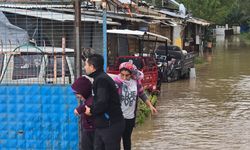 Mudanya'da sağanak su baskınına yol açtı, mahsur kalanlar kurtarıldı / Ek fotoğraflar