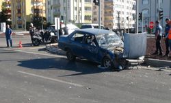 Otomobille çarpışan motosikletin sürücüsü öldü