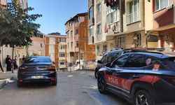 Sultangazi'de kayma meydana gelen 4 katlı bina tahliye edildi / Havadan görüntülerle