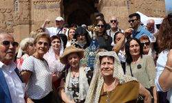 Tarihi Akdamar Kilisesi'nde 14'üncü ayin (2)