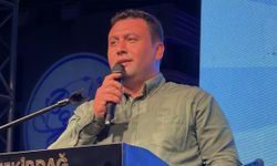 Tekirdağlı balıkçılar, dualar ve havai fişek gösterileriyle denize açıldı