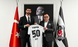 Ümit Akdağ, Beşiktaş'ta 50 numaralı formayı giyecek