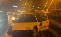 Ümraniye'de 4 aracın karıştığı zincirleme kaza: 3 yaralı