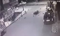 Üsküdar'da motokuryenin ağır yaralandığı kaza kamerada