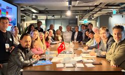 Küresel Gazeteciler Konseyi Heyeti Londra’ya geldi
