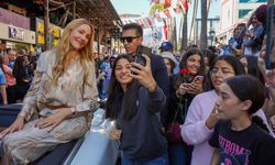 63'üncü Altın Portakal 'Geleneksel Kortej' ile başladı/ Ek fotoğraf