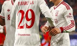 9 gollü maçta kazanan Liverpool