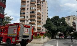 9 katlı apartmanın çatısı yandı